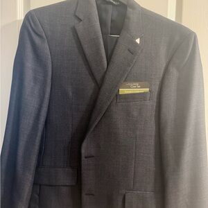 Jos. A. Bank Gray Suit Modern BRAND NEW!